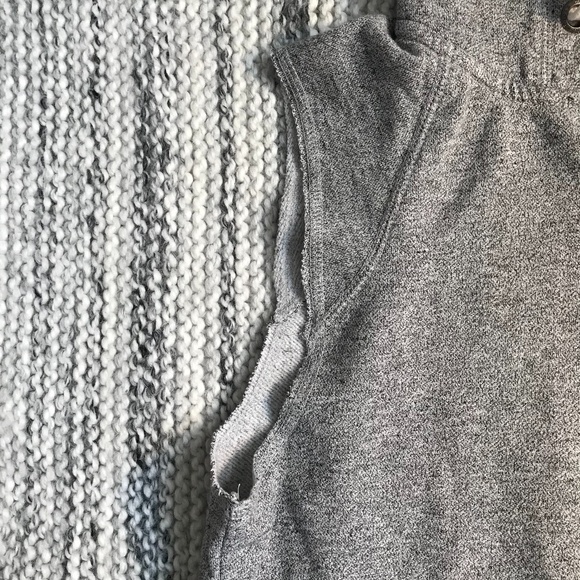 ROOTS Grey Sweatshirt Tank with Hood XS - Picture 6 of 7